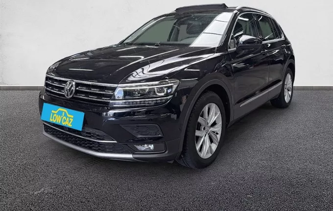 VOLKSWAGEN TIGUAN 1.4 TSI ACT 150 BMT DSG6 Carat extérieur trois quart avant gauche 213595