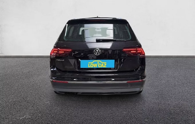 VOLKSWAGEN TIGUAN 1.4 TSI ACT 150 BMT DSG6 Carat extérieur arrière 213595