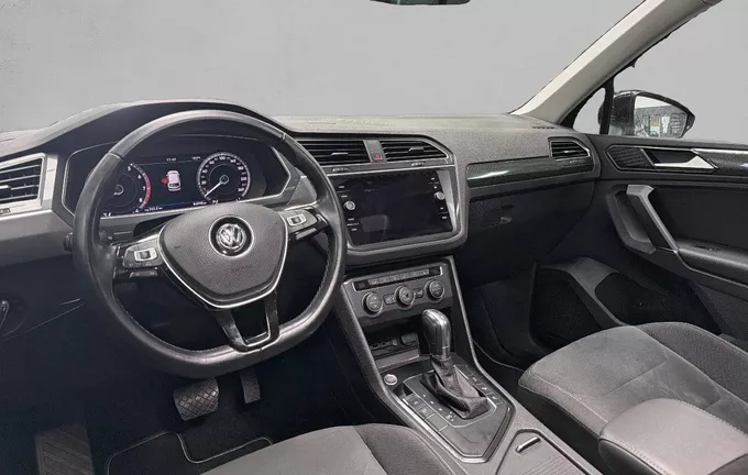 VOLKSWAGEN TIGUAN 1.4 TSI ACT 150 BMT DSG6 Carat photo 11 213595
