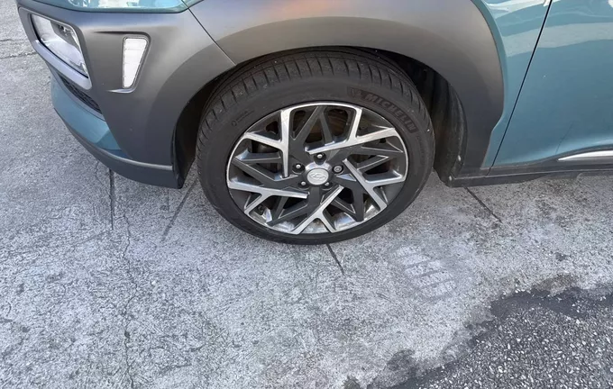 HYUNDAI KONA 1.6 GDi Hybrid Executive photo 9 13729