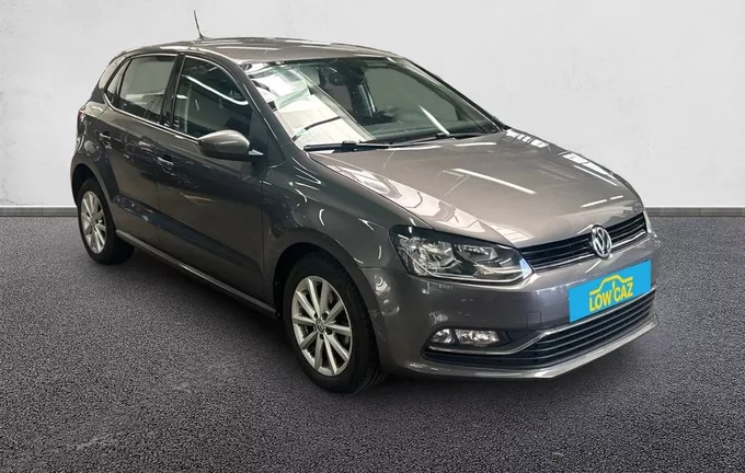 VOLKSWAGEN POLO 1.2 TSI 90 BlueMotion Technology Série Spéciale Lounge extérieur trois quart avant droit 2130247