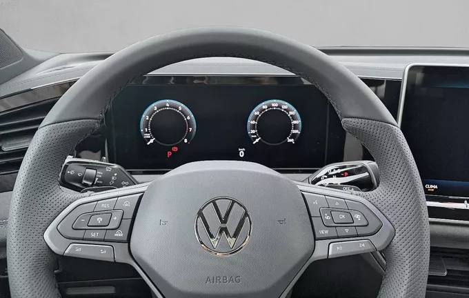 VOLKSWAGEN TIGUAN 1.5 eTSI 150ch DSG7 R-Line photo 12 5188
