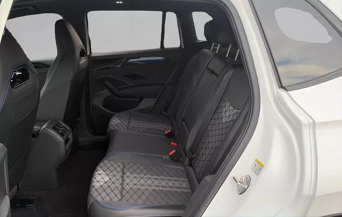 VOLKSWAGEN TIGUAN 1.5 eTSI 150ch DSG7 R-Line photo 17 5188