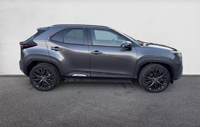 TOYOTA YARIS CROSS Hybride 116h 2WD Trail (marchepieds standardisés) extérieur côté droit 1104052