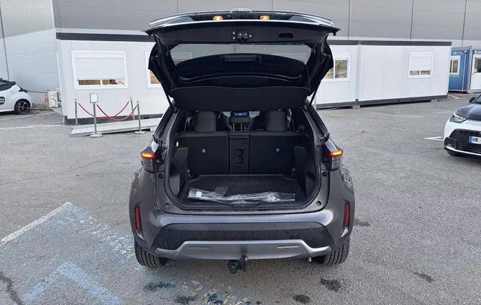 TOYOTA YARIS CROSS Hybride 116h 2WD Trail (marchepieds standardisés) photo 10 1104052