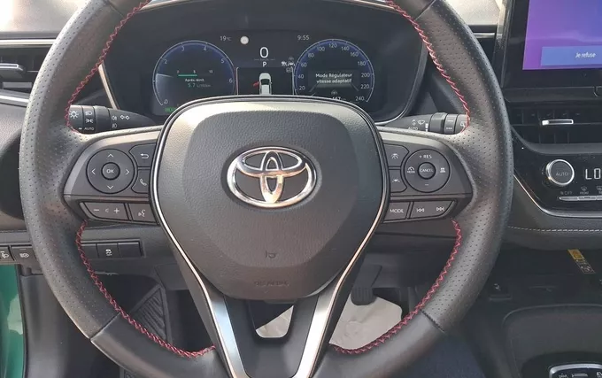TOYOTA COROLLA HYBRIDE 140ch GR Sport photo 12 1103843