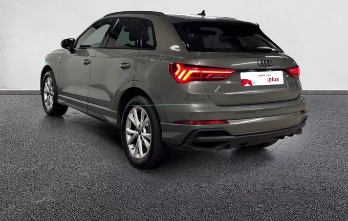 AUDI Q3 35 TDI 150 ch S tronic 7 S line plus extérieur trois quart arrière gauche 2131081