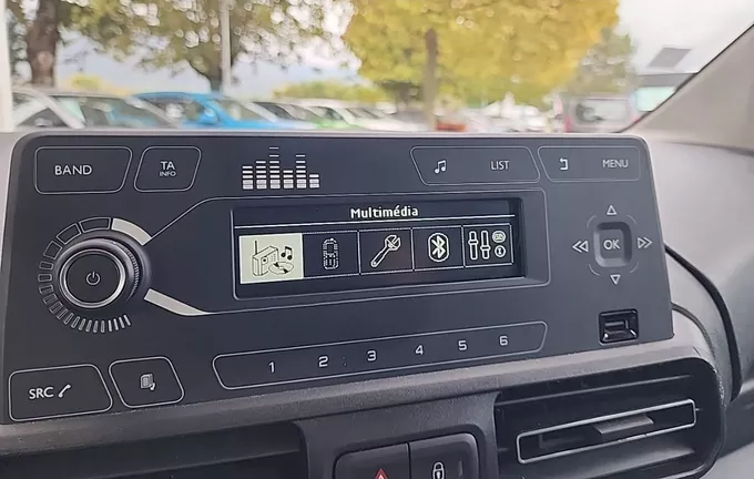 CITROEN BERLINGO Taille M BlueHDi 100 S&S BVM6 Feel photo 19 943623