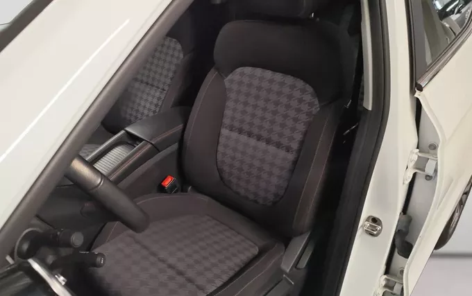 MG ZS EV Autonomie Standard 51kWh - 130 kW 2WD Comfort photo 11 601346