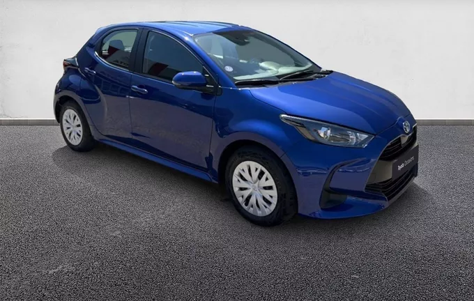 TOYOTA YARIS 120 VVT-i Dynamic extérieur trois quart avant droit 1103526