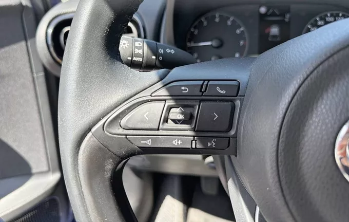TOYOTA YARIS 120 VVT-i Dynamic photo 12 1103526
