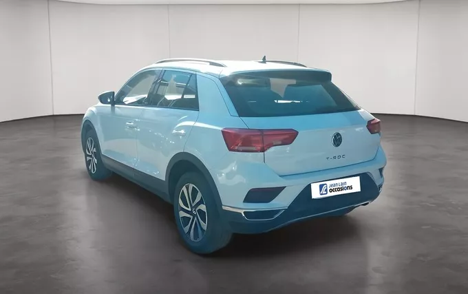 VOLKSWAGEN T-ROC 1.0 TSI 110 Start/Stop BVM6 Active extérieur trois quart arrière gauche 2131561