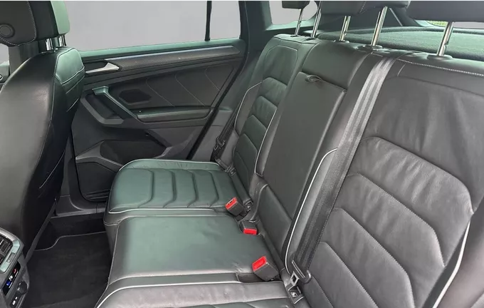 VOLKSWAGEN TIGUAN 2.0 TDI 150ch DSG7 R-Line Exclusive extérieur arrière 2122937