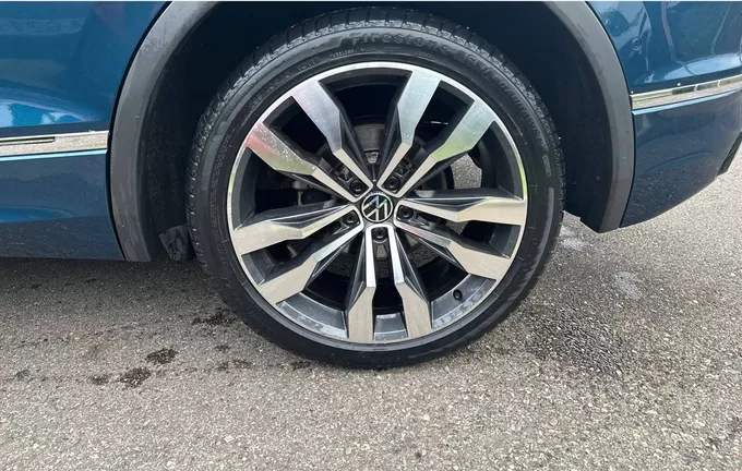 VOLKSWAGEN TIGUAN 2.0 TDI 150ch DSG7 R-Line Exclusive photo 12 2122937