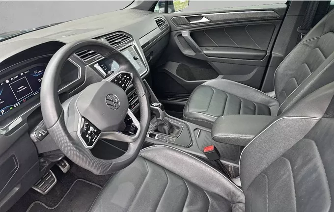 VOLKSWAGEN TIGUAN 2.0 TDI 150ch DSG7 R-Line Exclusive photo 13 2122937