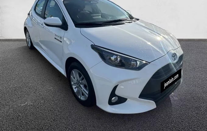 TOYOTA YARIS Hybride 116h Dynamic Business extérieur trois quart avant droit 74694