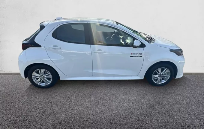 TOYOTA YARIS Hybride 116h Dynamic Business extérieur côté droit 74694