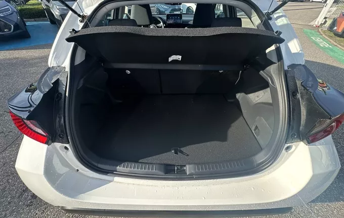 TOYOTA YARIS Hybride 116h Dynamic Business photo 10 74694