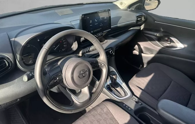 TOYOTA YARIS Hybride 116h Dynamic Business photo 11 74694