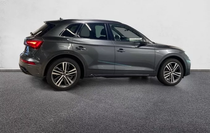 AUDI Q5 40 TDI 204 S tronic 7 Quattro S line extérieur côté droit 2128040