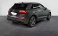 Miniature AUDI Q5 40 TDI 204 S tronic 7 Quattro S line extérieur trois quart arrière droit 2128040
