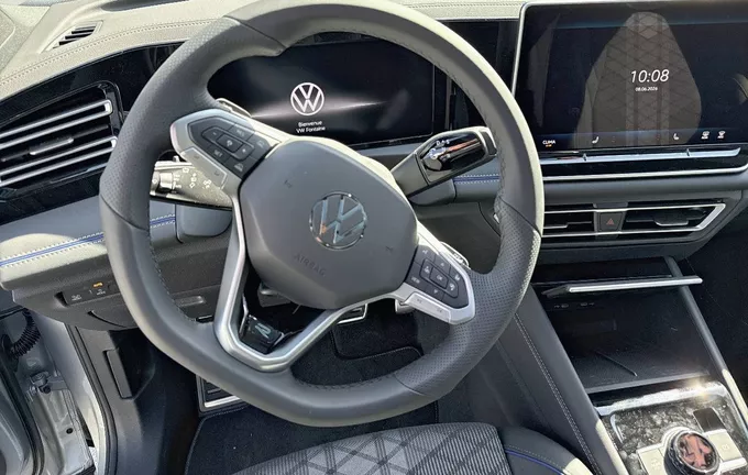 VOLKSWAGEN TIGUAN 1.5 eTSI 150ch DSG7 R-Line Edition photo 12 4458