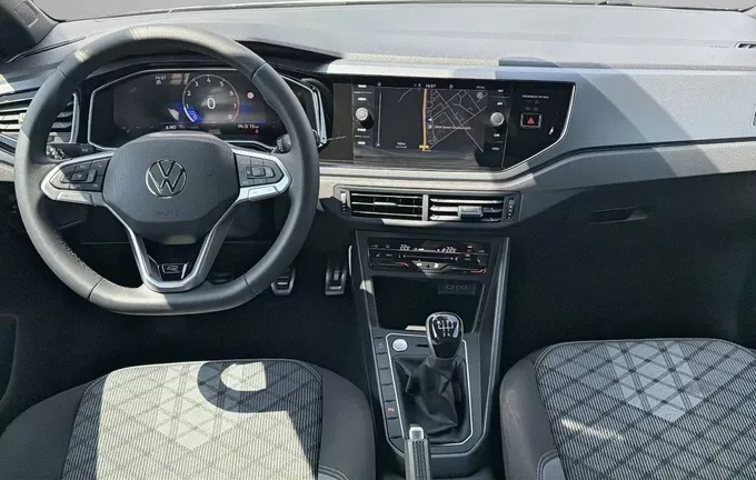 VOLKSWAGEN POLO 1.0 TSI 95 S&S BVM5 R-line photo 18 2131766