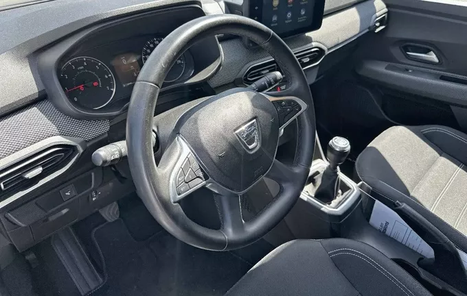 DACIA SANDERO TCe 90 Confort photo 29 2128315