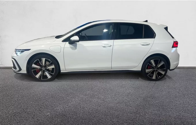 VOLKSWAGEN GOLF 1.4 Hybrid Rechargeable OPF 245 DSG6 GTE extérieur trois quart arrière gauche 2130673