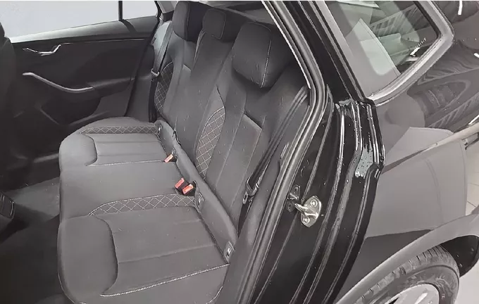 SKODA KAMIQ 1.0 TSI Evo 110 ch BVM6 Ambition extérieur arrière 2127230