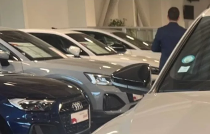 AUDI E-TRON S Sportback 503 ch e-quattro Sport extérieur avant 2130808