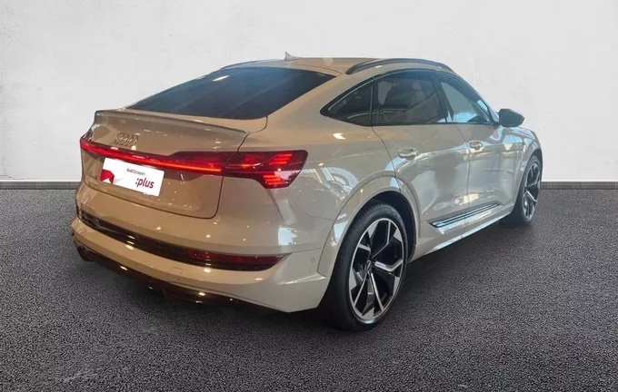 AUDI E-TRON S Sportback 503 ch e-quattro Sport extérieur trois quart arrière droit 2130808