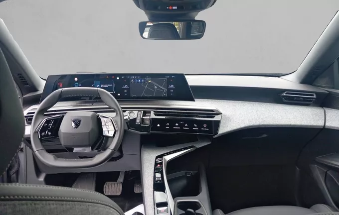 PEUGEOT 5008 Hybrid 136 e-DCS6 Allure extérieur côté gauche 945814