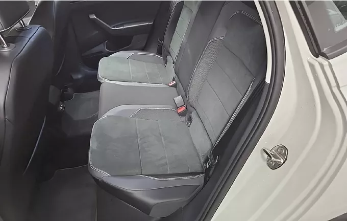 VOLKSWAGEN POLO 1.0 TSI 95 S&S DSG7 Style extérieur arrière 2126500