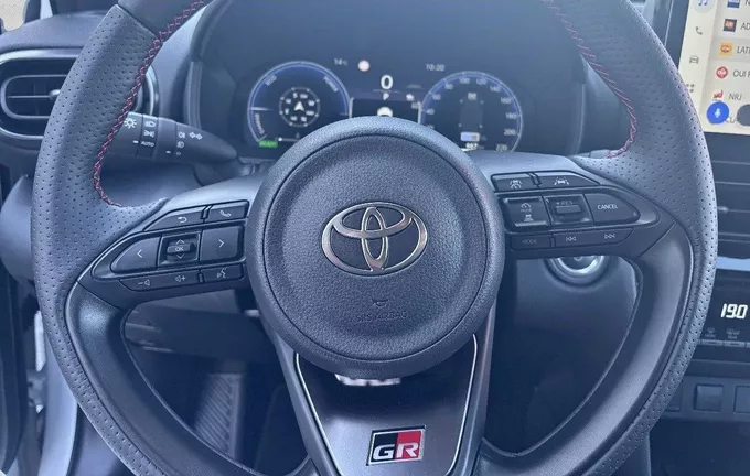 TOYOTA YARIS CROSS Hybride 130h 2WD GR SPORT photo 12 76451