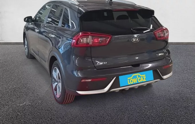 KIA NIRO 1.6 GDi Hybride 141 ch DCT6 Design extérieur trois quart arrière gauche 213256