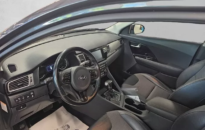 KIA NIRO 1.6 GDi Hybride 141 ch DCT6 Design photo 11 213256