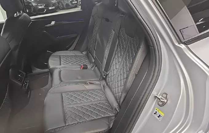 AUDI SQ5 Sportback 3.0 V6 TDI 341 Tiptronic 8 Quattro photo 17 2128227