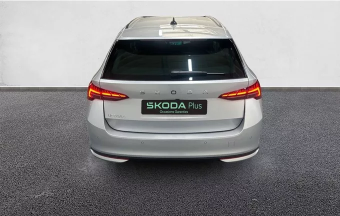 SKODA OCTAVIA Combi 1.5 TSI Hybrid 150 ch ACT DSG7 Selection extérieur côté gauche 2128275