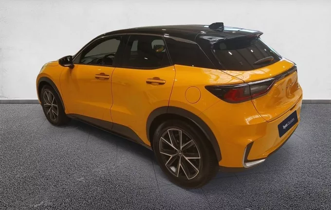 LEXUS LBX 4WD Cool extérieur trois quart arrière gauche 1103661