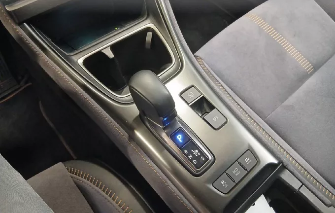 LEXUS LBX 4WD Cool photo 13 1103661