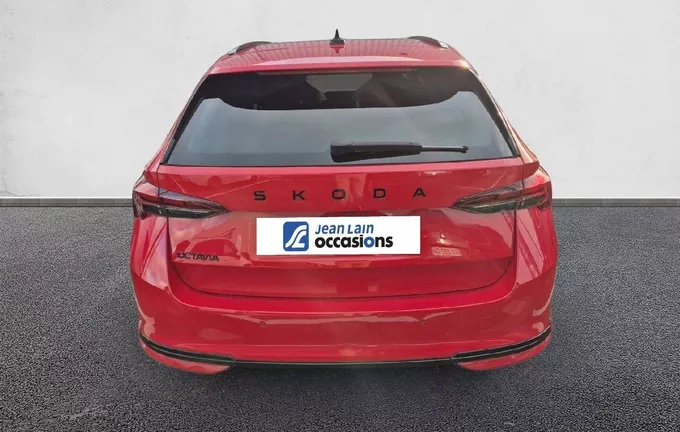 SKODA OCTAVIA Combi 1.5 TSI Hybrid 150 ch ACT DSG7 Sportline extérieur arrière 2124587