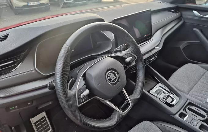SKODA OCTAVIA Combi 1.5 TSI Hybrid 150 ch ACT DSG7 Sportline photo 11 2124587