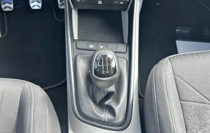 HYUNDAI BAYON 1.0 T-GDi 100 Hybrid 48V Intuitive photo 14 13808