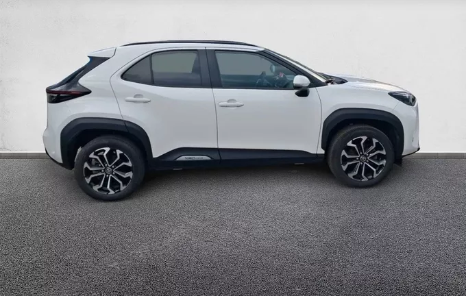 TOYOTA YARIS CROSS Hybride 116h AWD-i Design extérieur côté droit 1103735