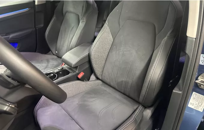 VOLKSWAGEN GOLF SW 1.5 eTSI EVO2 150 DSG7 Style extérieur trois quart arrière droit 2126463