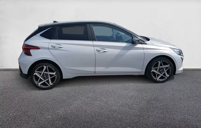 HYUNDAI I20 1.0 T-GDi 100 DCT-7 Hybrid 48V Executive extérieur côté droit 14005