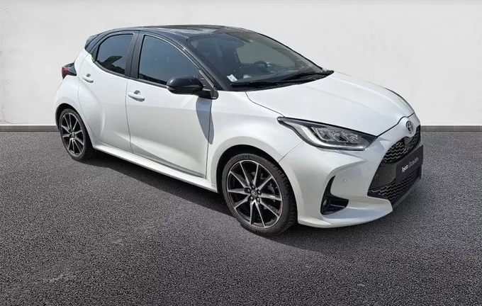 TOYOTA YARIS Hybride 130h GR Sport extérieur trois quart avant droit 1103606