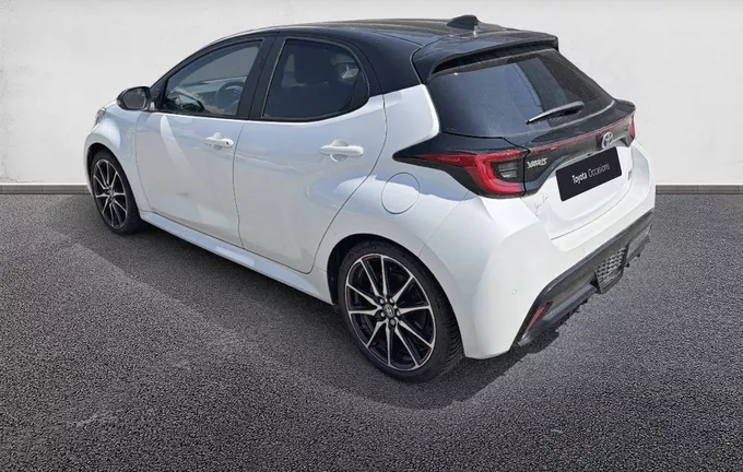 TOYOTA YARIS Hybride 130h GR Sport extérieur trois quart arrière gauche 1103606