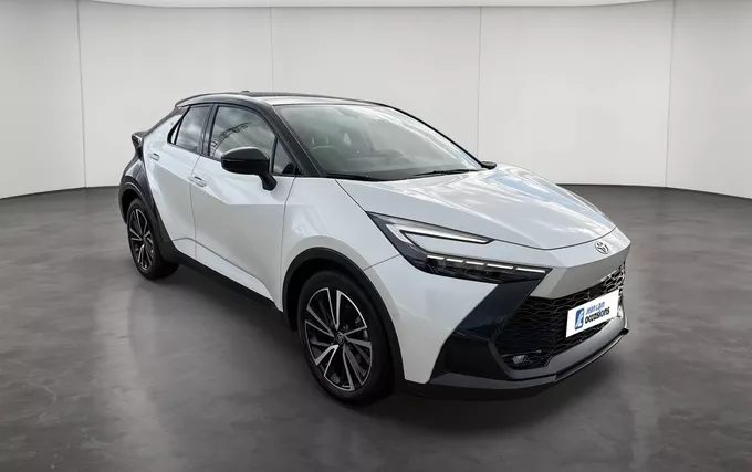 TOYOTA C-HR Hybride Rechargeable 225 Collection Premiere extérieur trois quart avant droit 1104080